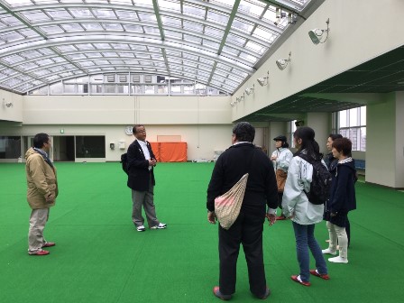 汐入東小見学